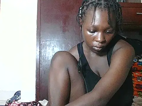 Snapshot of Sexyblackgold chatting on 10-04-25, 07:39 Sexyblackgold online show from 10-04-25, 07:39