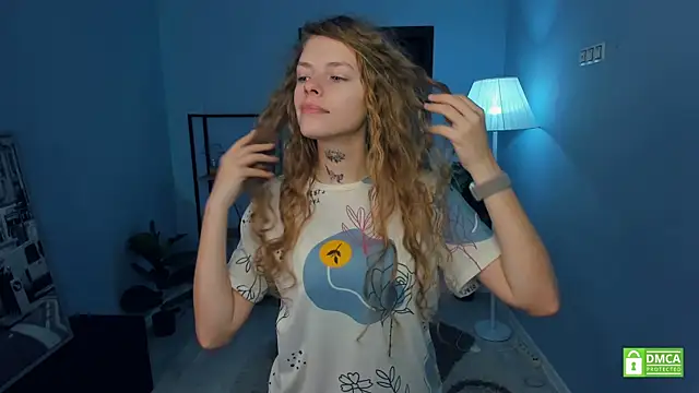 RayaNenlia online show from 11-19-25, 05:07