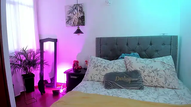 Melody bonnie online show from 04-10-26, 11:26