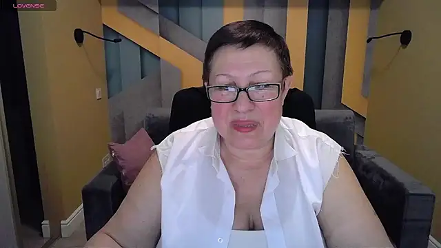 BarbaraTurners online show from 01-20-25, 06:32