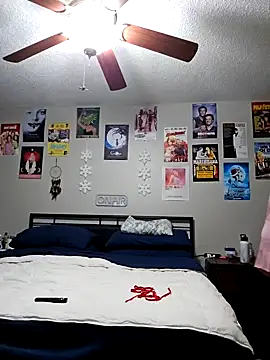 honeeyyy pot online show from 12-30-24, 05:37