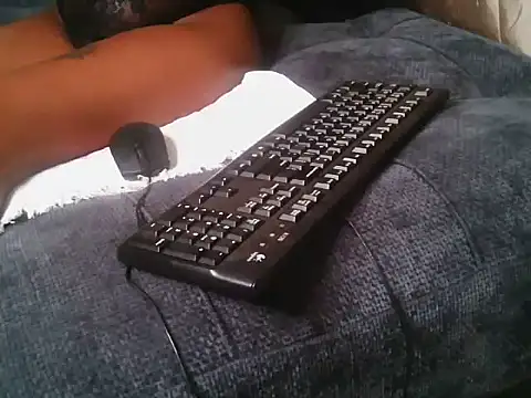 Snapshot of Rimeldany chatting on 02-11-26, 07:08 Rimeldany online show from 02-11-26, 07:08