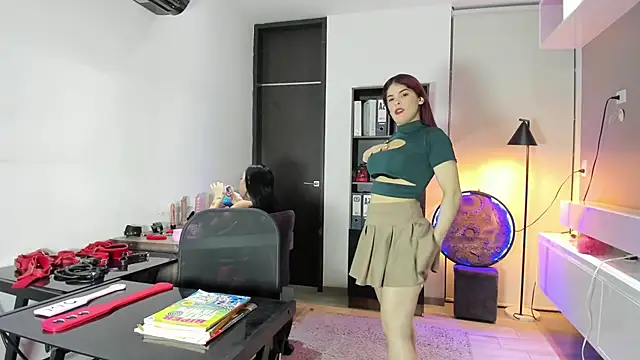 xalicesfantasyx online show from 10-14-25, 01:28