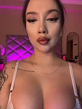 BamBam XO online show from 02-08-25, 05:08