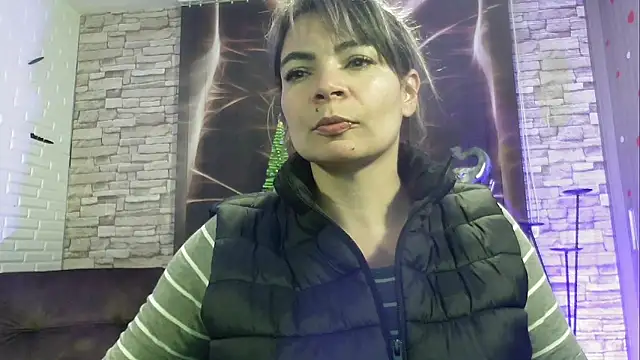 charlotedoll online show from 01-03-25, 01:38