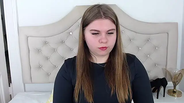 Snapshot of AbbyPleasure chatting on 12-18-24, 01:12 AbbyPleasure online show from 12-18-24, 01:12