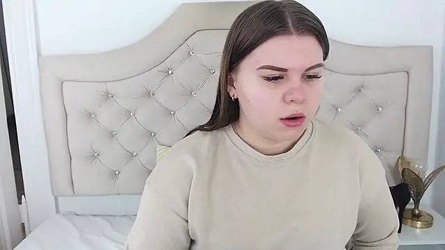 Snapshot of AbbyPleasure chatting on 01-08-25, 08:49 AbbyPleasure online show from 01-08-25, 08:49