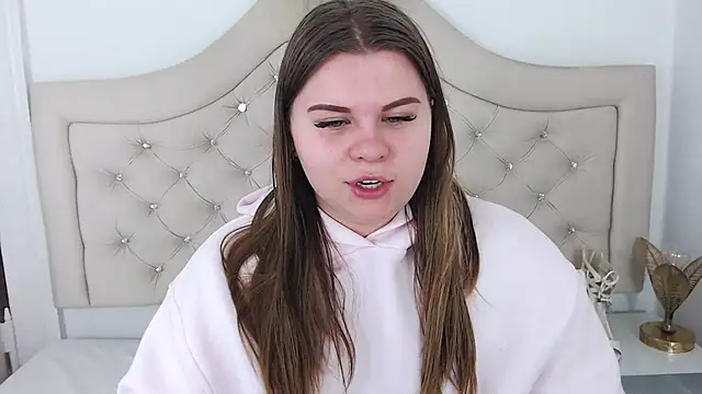 Snapshot of AbbyPleasure chatting on 01-21-25, 09:46 AbbyPleasure online show from 01-21-25, 09:46