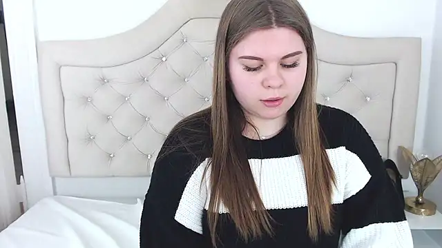 Snapshot of AbbyPleasure chatting on 02-05-25, 12:49 AbbyPleasure online show from 02-05-25, 12:49