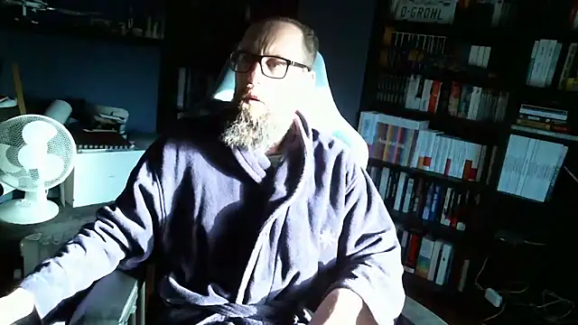 MeSteff online show from 12-28-24, 09:42