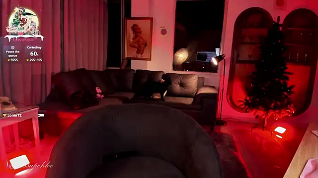 misschloe   online show from 12-24-24, 11:55