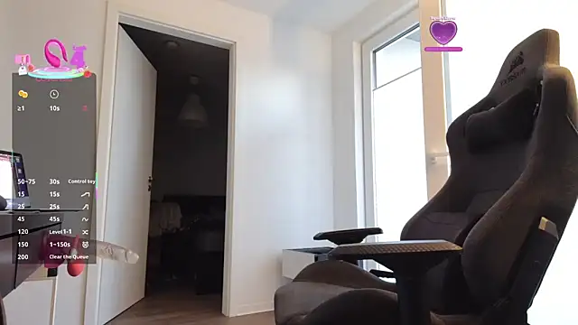 Snapshot of Hot_ToyBoy6974 chatting on 04-26-26, 03:59 Hot ToyBoy6974 online show from 04-26-26, 03:59