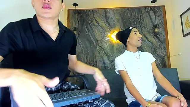 Snapshot of liam_genner_ chatting on 03-06-25, 07:54 liam genner online show from 03-06-25, 07:54