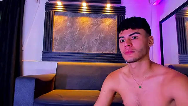 Snapshot of liam_genner_ chatting on 11-08-25, 07:56 liam genner online show from 11-08-25, 07:56