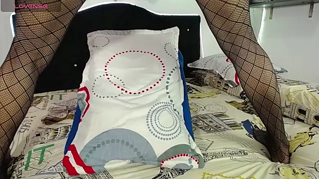 mia sweet 55 online show from 12-05-24, 08:00