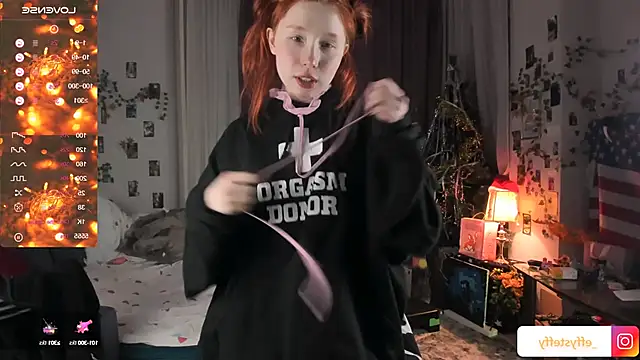 CallMeEffy1 online show from 01-05-25, 04:38