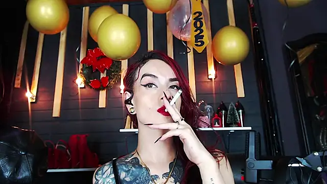 Snapshot of Liilith_goddess_ chatting on 01-05-25, 01:45 Liilith goddess online show from 01-05-25, 01:45