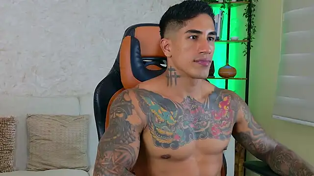 AdanReilly online show from 02-07-25, 09:37