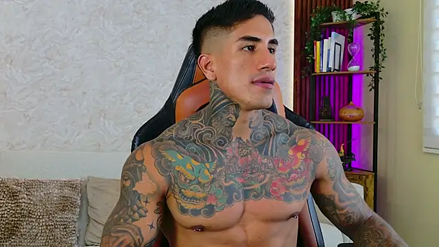 AdanReilly online show from 10-22-25, 07:35