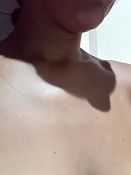 Snapshot of By_Aninha chatting on 01-14-26, 09:59 By Aninha online show from 01-14-26, 09:59