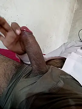 Snapshot of Pussy_lover_33 chatting on 02-15-25, 10:22 Pussy lover 33 online show from 02-15-25, 10:22