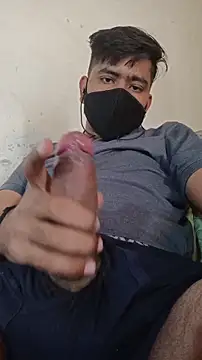 Snapshot of Pussy_lover_33 chatting on 01-14-26, 09:48 Pussy lover 33 online show from 01-14-26, 09:48