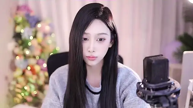 Snapshot of SleepArtist chatting on 01-19-25, 07:25 SleepArtist online show from 01-19-25, 07:25