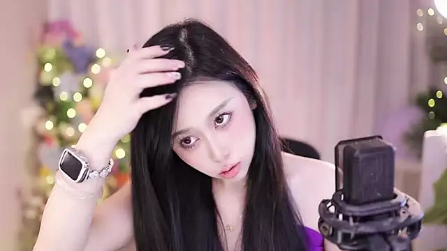 Snapshot of SleepArtist chatting on 01-26-25, 04:41 SleepArtist online show from 01-26-25, 04:41