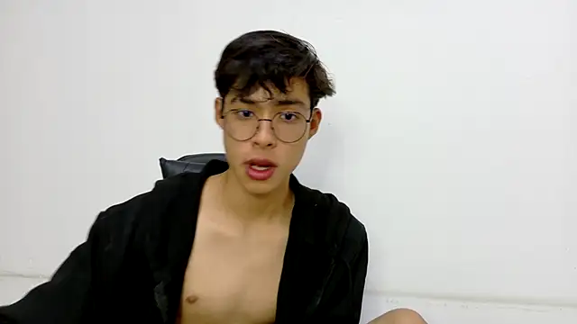 Snapshot of Jacotnk chatting on 01-24-25, 05:10 Jacotnk online show from 01-24-25, 05:10