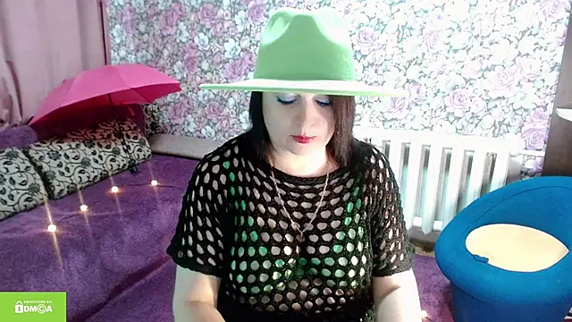 Julia-ru online show from 10-28-25, 08:11