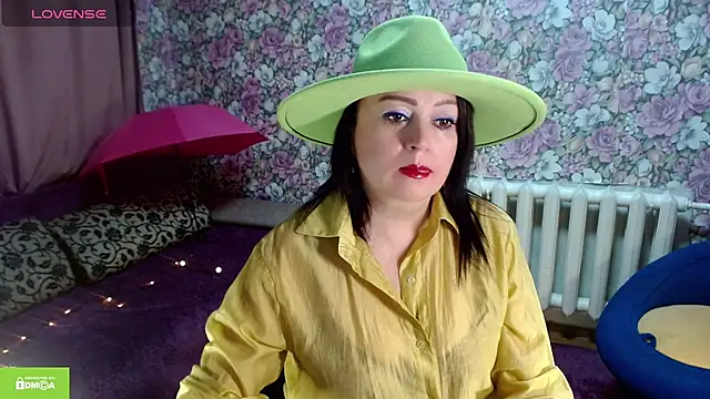 Julia-ru online show from 11-18-25, 09:08