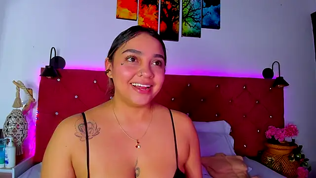 Abril Gomez06 online show from 10-19-25, 02:45