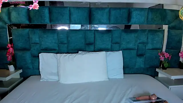 Abril Gomez06 online show from 04-04-26, 08:06