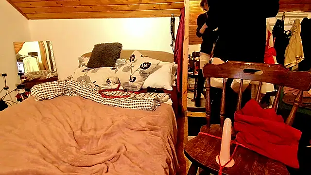 Hot Colettte online show from 12-25-24, 04:01