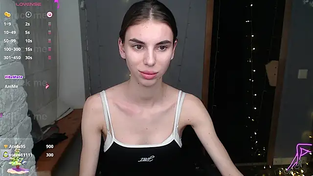 EmmyGreans online show from 12-10-24, 01:00