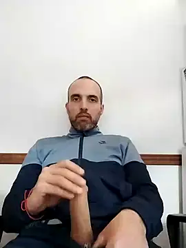 Snapshot of leon3875 chatting on 12-13-24, 03:54 leon3875 online show from 12-13-24, 03:54