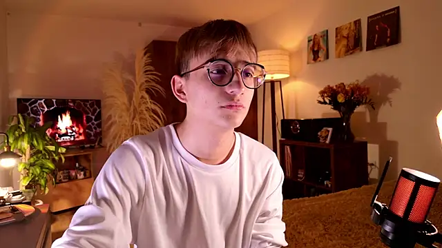 Mr evan1 online show from 09-17-25, 03:03