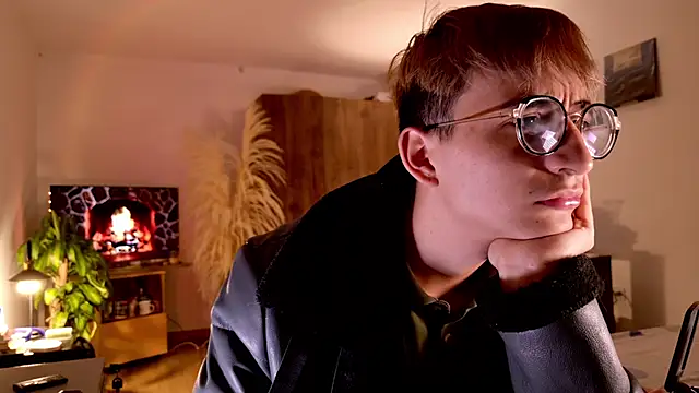 Mr evan1 online show from 10-29-25, 03:14