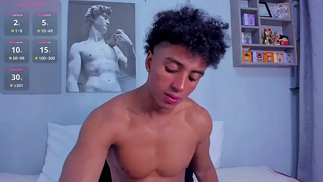 Snapshot of MagnusKing_ chatting on 09-13-25, 04:12 MagnusKing online show from 09-13-25, 04:12