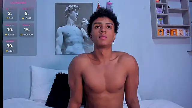 Snapshot of MagnusKing_ chatting on 11-21-25, 11:36 MagnusKing online show from 11-21-25, 11:36