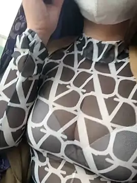 May-Squirt online show from 02-04-25, 10:00