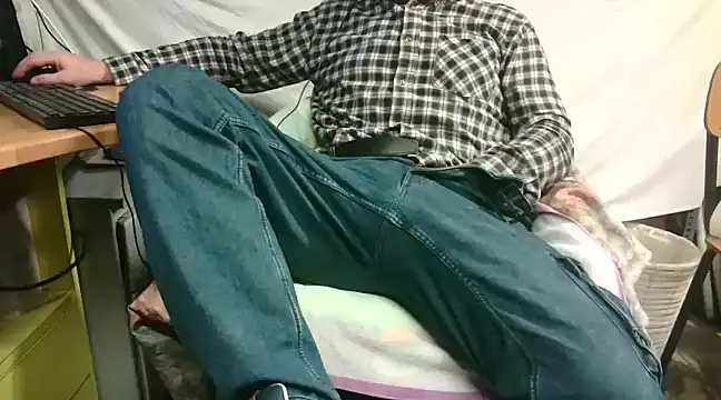 Giulio35 Pika online show from 02-23-25, 03:08