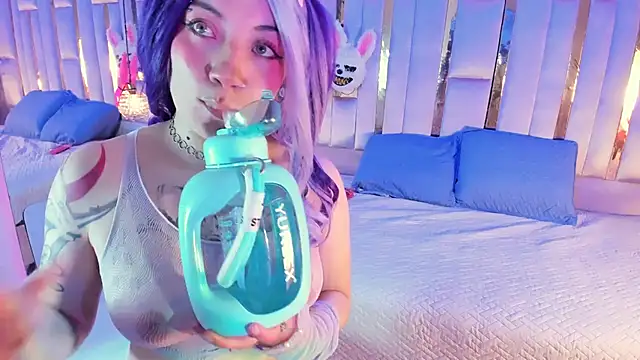 Broklinwhite  online show from 04-16-26, 02:29