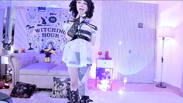 Snapshot of zephirahabney chatting on 10-12-25, 02:49 zephirahabney online show from 10-12-25, 02:49