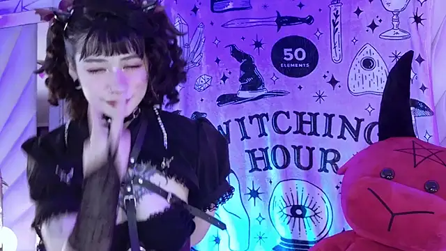 Snapshot of zephirahabney chatting on 11-01-25, 01:57 zephirahabney online show from 11-01-25, 01:57