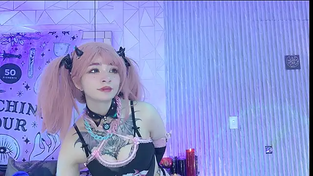 zephirahabney online show from 12-05-25, 03:09