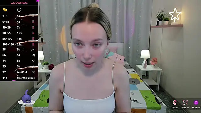 Snapshot of TiffanyBatson chatting on 02-28-25, 09:25 TiffanyBatson online show from 02-28-25, 09:25