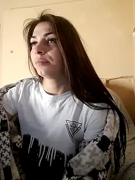 Snapshot of AntoniaHottie chatting on 03-05-25, 04:46 AntoniaHottie online show from 03-05-25, 04:46