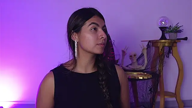 ShelleyMorell online show from 10-24-25, 02:35