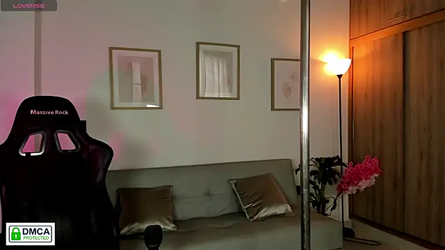 Lilabril online show from 06-25-26, 03:05